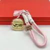 Moda Versátil Hazte Rico Inmediatamente Tesoro Princesa Por Favor Hazte Rico Llavero Creativo Colgante para Bolso Artículo de Moda
