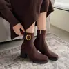 Botas de tacón alto con plataforma y tacón grueso para mujeres menudas, cómodas para los pies, botas elásticas ajustadas de gamuza, nuevo estilo versátil para otoño e invierno 2026
