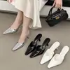 Chuyuji 2026 Novo Estilo Coreano Feminino Prata Verão Exterior Elegante Salto Alto Bico Fino Chinelos Mule