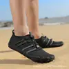 Fornecimento direto da fábrica de Quanzhou de sapatos antiderrapantes para homens e mulheres, sapatos para snorkeling e natação, sapatos de secagem rápida para vadear, sapatos para rafting em rio e trilha em riacho, sapatos de praia para crianças