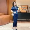 Conjunto Casual Deportivo Reductor de Edad Verano Azul Rayado Tejido Manga Corta Pantalón Recto Conjunto de Dos Piezas para Mujer