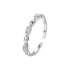 Anel Fino com Banda Aberta em Prata de Lei S925 com Zircônia em Formato de Coração, Design de Nicho de Luxo Leve, Empilhável, Anel Feminino Atacado