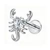 Pendientes de Titanio G23 Chapados en Oro Estilo Europeo y Americano con Diseño de Mariposa y Circonita Blanca, Clavos para Cartílago de Oreja de Lujo Ligero, Tornillos para Labio con Rosca Interna, Joyería de Piercing de Gama Alta