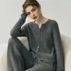 Novo cardigã de cashmere redondo com decote em V 2026, macio e amigo da pele, para mulheres, suéter de caimento solto e modelador, camada base de lã macia e confortável