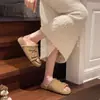Pantuflas de moda para mujer para exteriores con hebilla, versátiles para otoño e invierno, de suela gruesa, de felpa, con punta abierta, modelo nuevo 2026