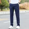 Calça casual masculina de verão, feita de algodão puro, fina e de corte solto, estilo reto, adequada para usar no verão, versátil para primavera e outono, e com um corte slim.