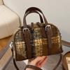Bolsa Boston Otoño e Invierno Versátil 2023 Nuevo Diseño de Nicho Bolso Cruzado Bolso de Mano para Mujer Bolso Almohada Casual Viaje