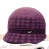 Sombreros para mujeres de mediana edad y ancianas otoño e invierno piel de conejo tejido de ala ancha a prueba de frío sombrero de punto señora mayor abuela más terciopelo cálido lana