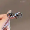 Elegante Accesorio para el Cabello Pasador de Perlas para Mujer, Pinza Metálica Negra Nudo de Figura de Ocho, Pinza de Pato Simple de Gama Alta para Flequillo Lateral