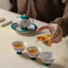 Diseño de Mugueto Pintado a Mano sobre una Taza de Pie Alto con un Hermoso Borde de Flor de Cerámica, Adecuado para Tazas de Maestro y Juegos de Té Kung Fu