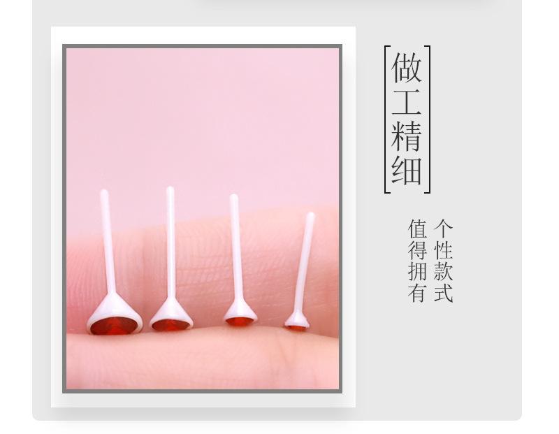 白色树脂锆石耳钉 (3).jpg