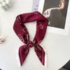 Lenço Quadrado de Seda Retrô Coreano com Estampa Paisley e Toque de Luxo, Combinado com uma Camisa, Lenço Quadrado Versátil para Cintura, Xale, Protetor de Pescoço