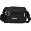 Bolso bandolera simple, ligero y duradero para mujer, nuevo bolso cuadrado pequeño versátil transfronterizo, portátil para viajes, bolso de hombro de gran capacidad