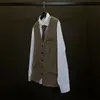 Sala de Modelos de Ropa Suave para Hombres Vestuario Estilo Italiano Sencillo Chaqueta de Traje para Hombres Exhibición de Accesorios Armario Decoración