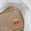 [Acero de titanio] Elegante y lujoso collar de diamantes con circonitas de cereza y diamantes para mujer, cadena de clavícula a juego. Cadena de acero de titanio.