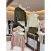 AS OFFICIAL Moda Otoñal Elegante Estilo Puro Deseo Versátil Blusa de Hombros Descubiertos con Lazos y Mangas Acampanadas para Mujer 28958
