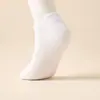 Meias de Yoga Femininas Primavera e Verão Finas Respiráveis Malha Esportiva Silicone Antiderrapante Interno Fitness Pilates Meias para os Pés
