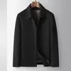 Chaqueta de otoño e invierno para hombre con cuello alto, cierre de cremallera, forro de plumón desmontable y un diseño corto de estilo business, adecuada para hombres jóvenes y de mediana edad, que proporciona calidez y cuenta con una capa exterior de lana.