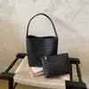 Bolso cubo tejido de estilo coreano transfronterizo para mujer, bolso texturizado, bolso de hombro simple para el día a día de verano 2026 con bolsillo interior