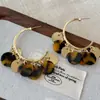 Pendientes Redondos de Borla con Estampado de Leopardo de Gama Alta en Forma de C para Mujer, Pendientes Retro de Nicho de Lujo Ligero, Pendientes Exagerados con Estilo