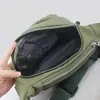 Riñonera de lona 568 con salida para cable de auriculares, bolsa de almacenamiento de gran capacidad con cremallera, bolso cruzado casual unisex, hecho a medida