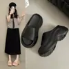 Sandálias femininas de verão sem cadarço, modelo novo 2026, antiderrapantes, com sola grossa, que aumentam a altura, sandálias de praia de moda em EVA para mulheres