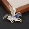 Broche Caballo del Zodiaco 2026, Personalizado y Exquisito, Pin de Moda de Diseño de Alta Gama para Trajes y Abrigos, Idea de Regalo