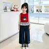 Conjunto de Moda de Verão para Meninas 2026 Novo Conjunto de Duas Peças com Top Regata com Acabamento em Renda e Calça Jeans Wide-Leg Versátil para Meninas