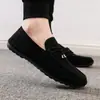 Zapatos de Lona para Hombre Zapatos de Lona para Hombre Slip-on Zapatos para Hombre Piernas Modernas Zapatos de Tela para Hombre Combinan con Todo Zapatos Perezosos Casuales Estilo Coreano Explosiones