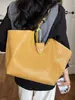 Yuezhi 2026 Verano Nuevo Bolso Tote Versátil de Gama Alta, Moda Vintage Elegante, Bolso de Hombro de Gran Capacidad