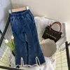 Pantalones Vaqueros de Niña para Primavera y Otoño, Elegantes Pantalones Acampanados Ajustados a la Moda Coreana para Bebés y Niños con Aberturas, Encaje y Perlas