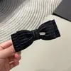 Tecido de Veludo Artístico Vintage Camada Dupla Etiqueta Dourada Laço Presilha de Mola Outono e Inverno Novo Top Clip Acessórios de Cabelo Feminino Atacado
