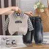 Elegante Conjunto para Niños 2026 Primavera/Otoño Nuevo Estilo Versión Coreana Chaleco Suéter Camisa Conjunto de Tres Piezas Ropa de Otoño para Bebé