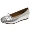 Zapatos de tacón alto estilo francés de piel de vaca de primera capa, slip-on poco profundos para mujer, nuevos zapatos Mary Jane versátiles vintage que no cansan los pies