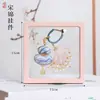 Artículos de Regalo Culturales y Creativos para Atracciones Turísticas: Saquitos de Incienso, Colgantes de Caballo de Metal, Amuletos de Bolsa de Brocado Song de Estilo Chino, Llaveros de Recuerdo de Viaje
