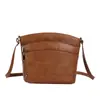 Bolsa bucket retrô e minimalista para mulheres, 2026, com toque de luxo, design multicamadas, estilo casual e estética única e de nicho, adequada para usar no ombro ou transversal