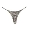 Nova Versão de Fio Dental Sexy de Camada Dupla com Tiras Finas Bikini de Cintura Baixa Roupa Íntima Erótica em Formato T Calcinha Simples com Abertura