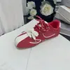 Zapatillas Cómodas de Suela Blanda para Otoño e Invierno con Velcro Casual 2026 Nuevas Versátiles Zapatos de Entrenamiento Alemanes para Mujer