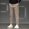 Novedad Primavera y Otoño 2024 Pantalones Casuales Cortos de Lujo Ligero para Hombre Pantalones Rectos Ajustados sin Planchar Pantalones Juveniles Versátiles para Hombre