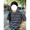 Camiseta top masculina casual solta versátil tendência estilo Hong Kong listrada de cor contrastante manga três quartos ins verão manga curta marca preguiçosa