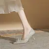 Sapatos femininos de salto agulha bico fino, CH60-26 nova coleção primavera e outono, salto alto sexy de corte baixo com lantejoulas de cristal
