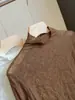 Camiseta de encaje con jacquard de cuello alto a la mitad y manga larga estilo coreano para mujer, nueva de otoño, corte ajustado, versátil, top base ligeramente transparente