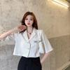 Chaqueta de traje pequeña de manga corta para mujer, fina, de verano de 2024, nueva chaqueta de traje corta con diseño de celebridades de Internet.