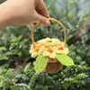 Planta en maceta azul de flor pequeña nueva, planta en maceta de flor de pompón tejida a crochet hecha a mano, adorno de decoración de escritorio, flor eterna tejida