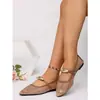 Transfronteiriça Novo Verão Malha Vazada Sapatos Femininos Bico Fino Fundo Plano Fivela de Metal Decoração Respirável Antiderrapante Casual Tamanho Grande Externo