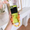 Adecuado para funda de teléfono plegable Samsung ZFlip5 zflip4 pulsera de flores patrón de cuero color sólido funda protectora zflip4