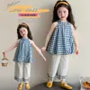 Conjunto de Niña 2026 Verano Nueva Moda Infantil Elegante Chaleco a Cuadros Bebé Pantalones de Pierna Ancha con Encaje Conjunto de Dos Piezas