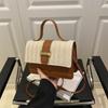 Costura Nova Bolsa Transversal Feminina Nova Bolsa Quadrada Pequena de Ombro Tecida Moda de Férias Estilo Coreano Estilo Ocidental Bolsa Feminina de Praia