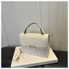 Bolso de mano pequeño cuadrado estilo coreano, ligero, transfronterizo, para mujer, nueva colección invierno 2025, bolso de hombro con estampado de mariposas, bolso cruzado elegante