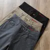 Estação Europeia 2025 Primavera/Verão Bolso Reto Sarja Cinco Bolsos cinza escuro Modelo Algodão Masculino Pequeno Reto Calças Casuais